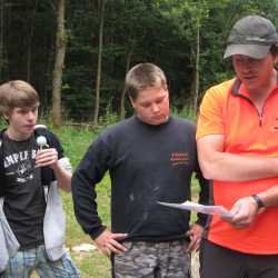 Arbeitseinsatz im Waldschulheim