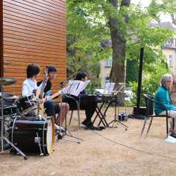 Schüler*innen mit Open-Air-Gottesdienst in die Ferien verabschiedet