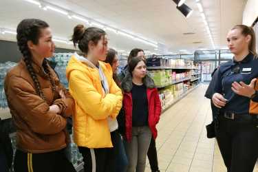 Berufsfachschüler bei Aldi-Azubi-Wochen in Schwenningen