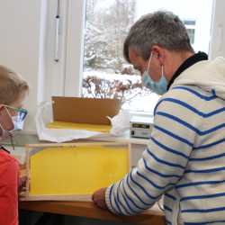 Realschüler lernen bei fachübergreifendem Projekt alles über Wachs