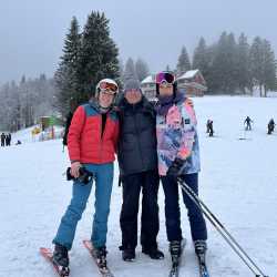 Siebtklässler haben Spaß im Schnee