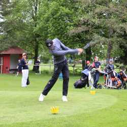 Jugend trainiert: Golfer der WKIII eine Runde weiter