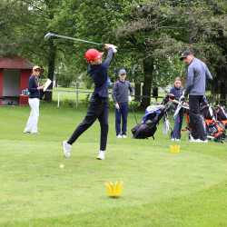 Jugend trainiert: Golfer der WKIII eine Runde weiter