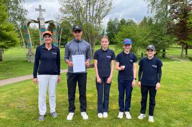 Jugend trainiert: Golfer der WKIII eine Runde weiter