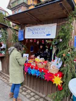  Zinzendorfschulen begeistern auf dem Königsfelder Weihnachtsmarkt