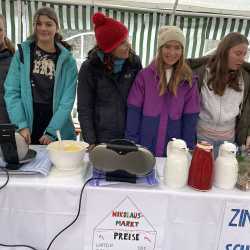 AES-Gruppe beim Nikolausmarkt im CBH