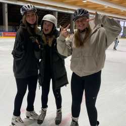 Wintersporttag in der Eissporthalle