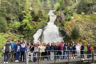 Gelungener Schüleraustausch mit Unterricht, Bubblesoccer und Instagram-Museum