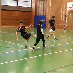 Lehrerteam beim Schulpokal in Führung