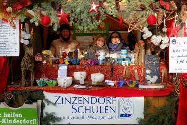 Stand auf dem Weihnachtsmarkt bringt viele Spenden