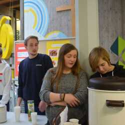 1BKSP gestaltet Feiertag an der Carl-Orff-Schule