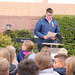 Wir haben Platz! - Zinzendorfschulen weihen Zinzendorfplatz ein